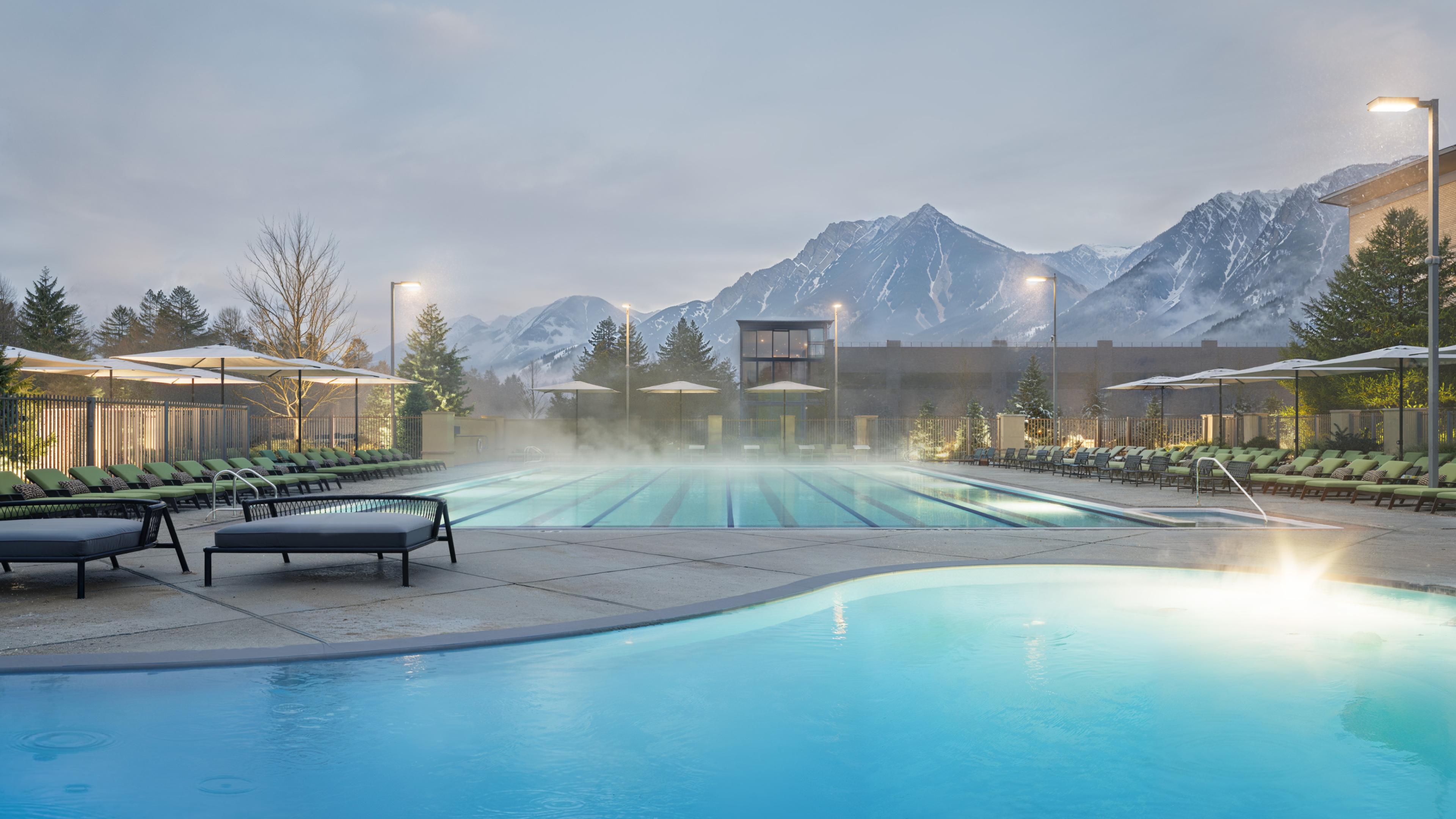 outdoor lap and liesure pool at Life Time Boulder